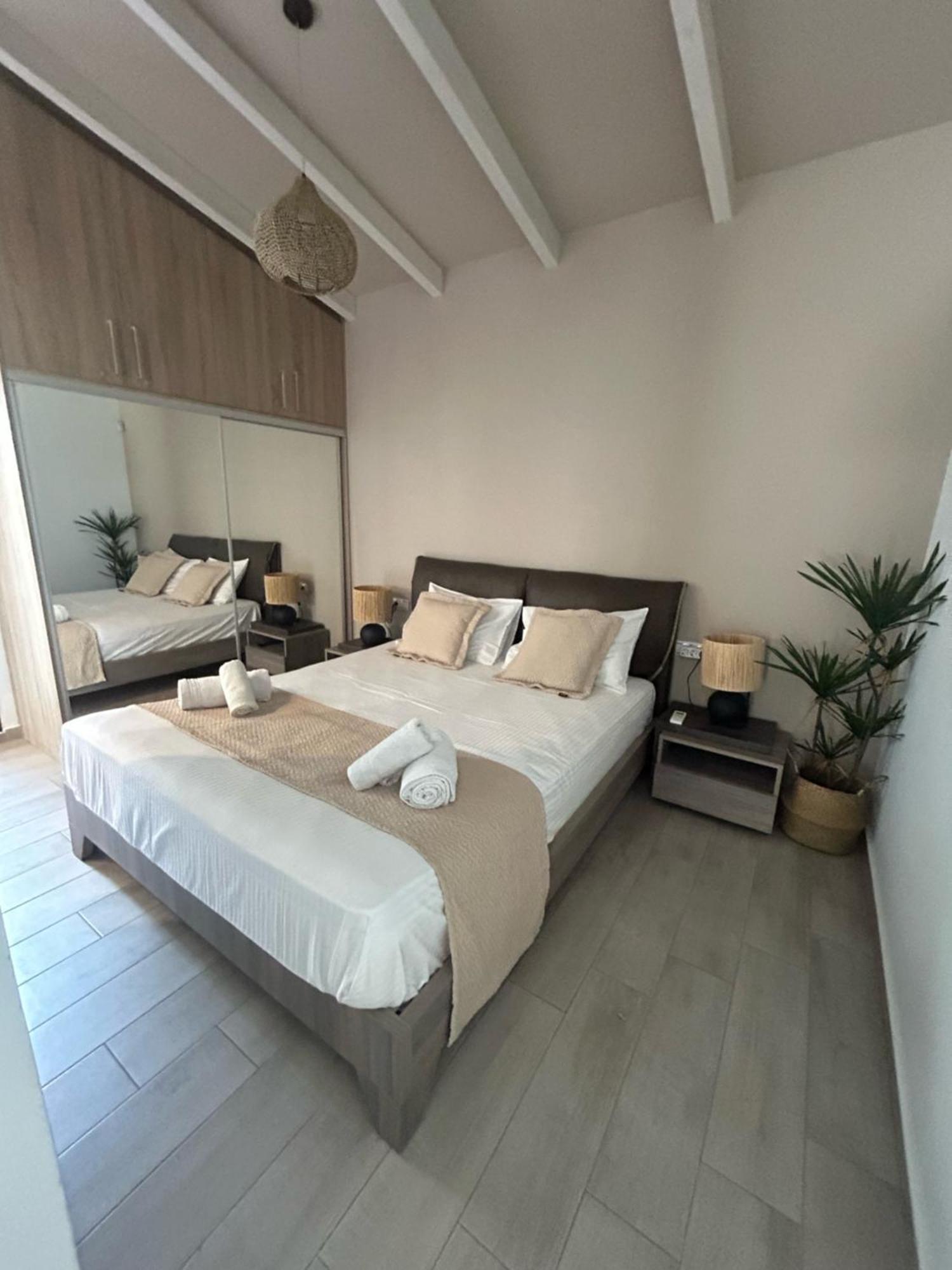 Ivory Style Maisonette Near Downtown Heraklion (Crete) Exterior foto